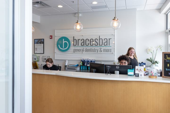 bracesbar front desk